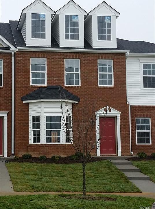 1st image of 7388 Pebble Lake Dr #4