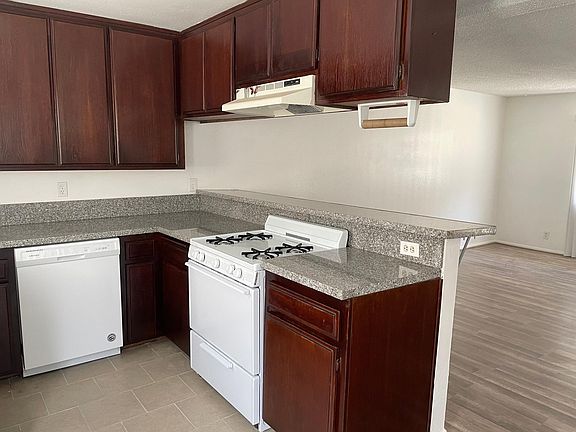 3rd image of 12028 Grevillea Ave #A