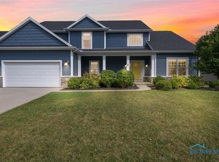 655 Delaware Dr, Perrysburg, OH 43551