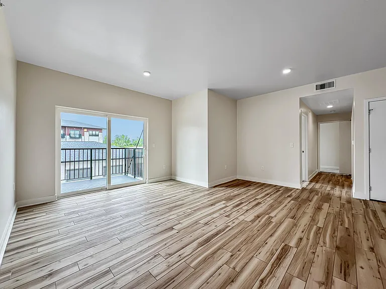 Stratford Pointe — Photo 153