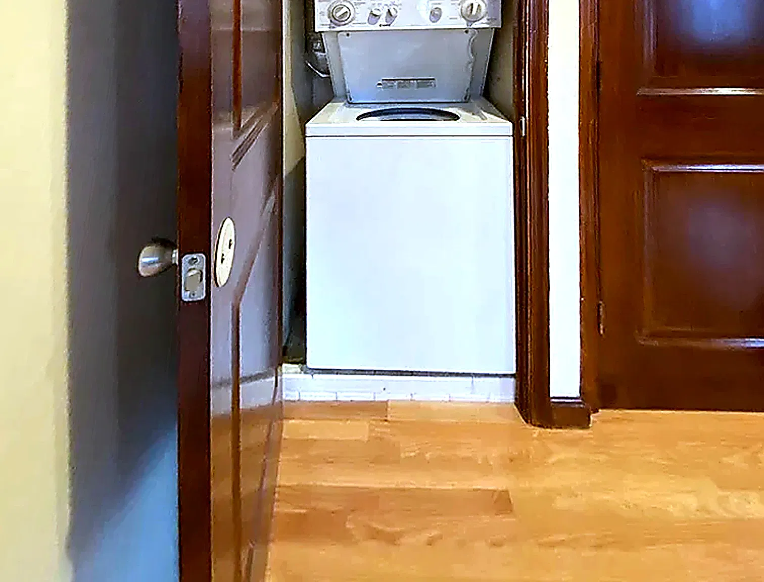 1 bed, 1.5 bath, 700 sqft, $2,550 — Photo 3