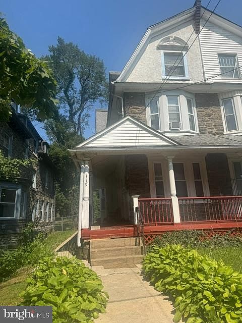 1st image of 115 E Gorgas Ln