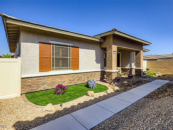 2nd image of 750 Agave Falls St