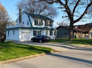 405 N Cherry St, Avoca, IA 51521