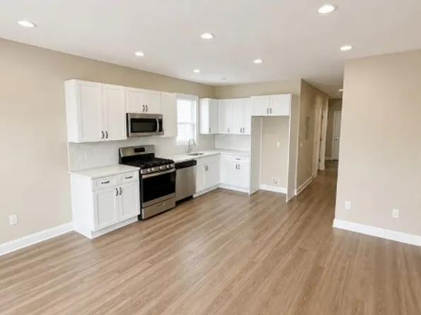 923 Kenneth Ave, Elizabeth City, NJ 07202