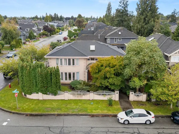 5080 Linfield Gate, Richmond, BC V7C 4L4