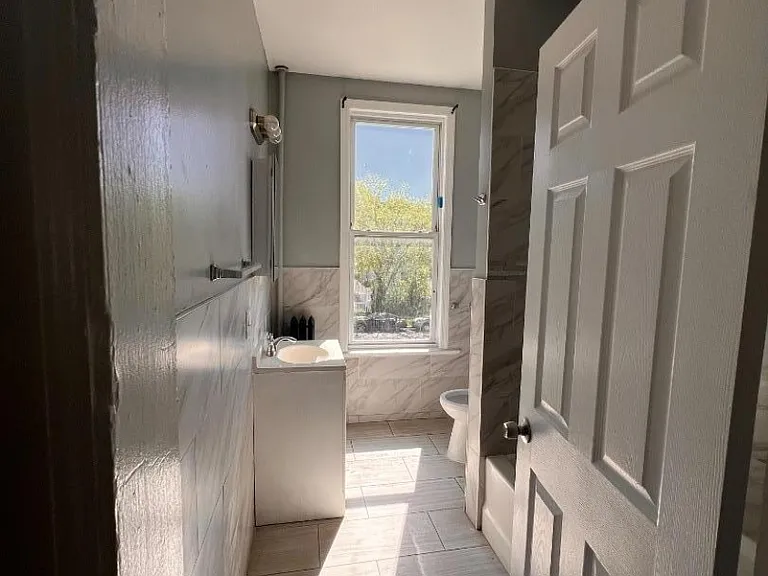 195 Park Ave #2 — Photo 8