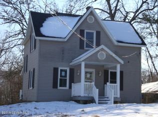 457 S Church St, Peterson, MN 55962