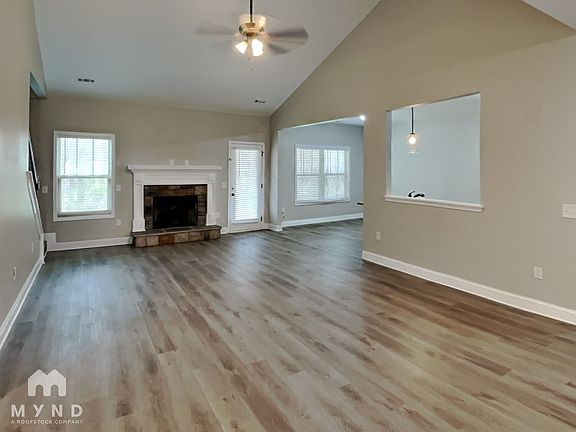 2nd image of 177 Brookhaven Dr