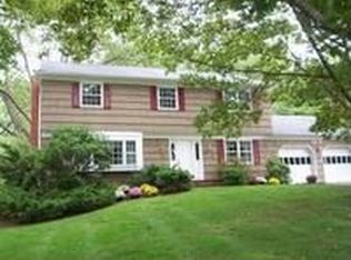 43 Phoenix Dr, Mendham, NJ 07945