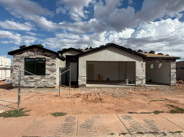 1772 W Monument Valley Rd, Hurricane, UT 84737
