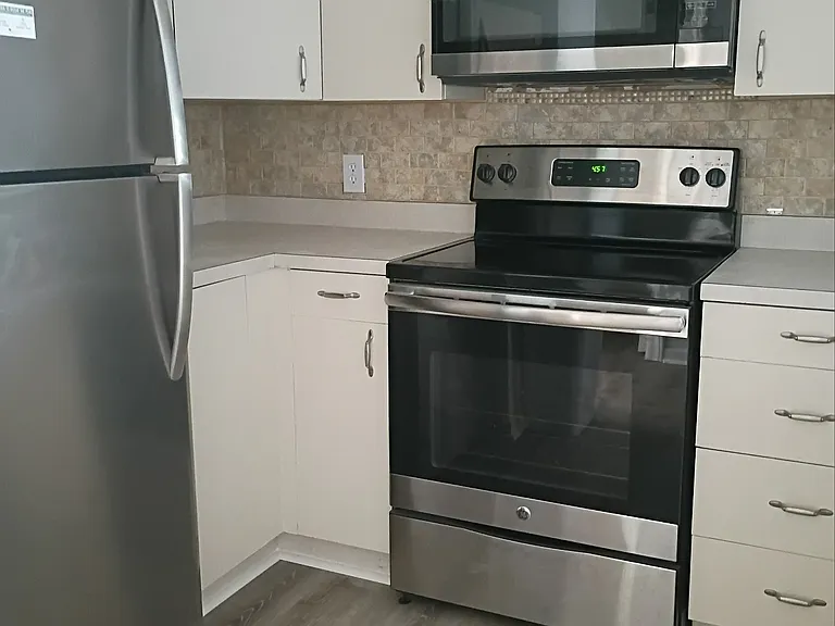 200 Landing Rd #132 — Photo 1