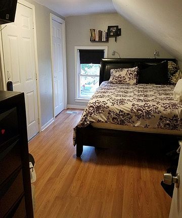 4th image of 1433 N Campbell Ave