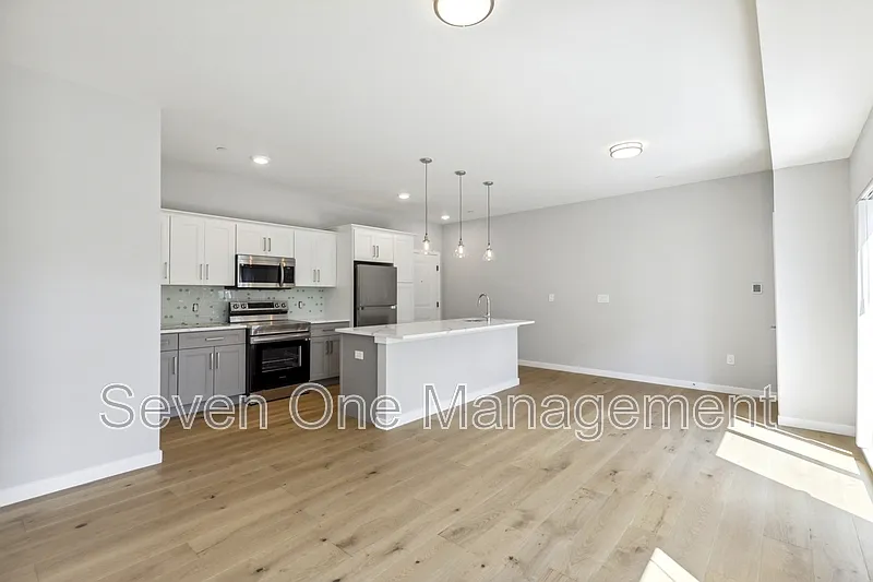3838 Pechin St #102
