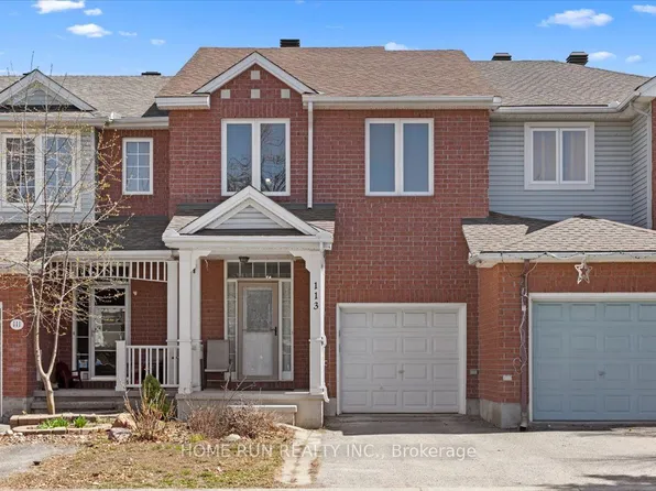 113 Gray Cres, Ottawa, ON K2K 3J7