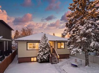 1019 N 8th Ave NE, Calgary, AB T2E 0S4