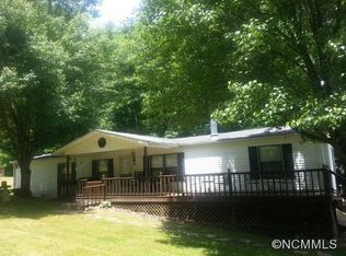 130 Shingle Cove Rd, Waynesville, NC 28786