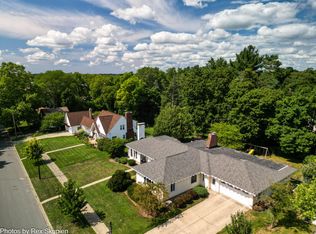 343 E Maple St, Fremont, MI 49412