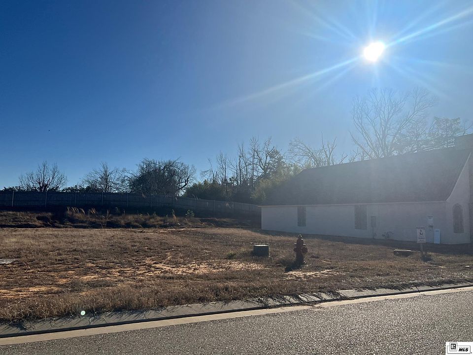 1st image of 105 Searcy Ln