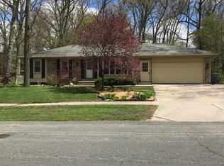 2416 Elderwood Dr NW, Grand Rapids, MI 49544