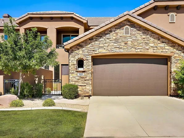 2009 N Coral Ridge Dr, Washington, UT 84780