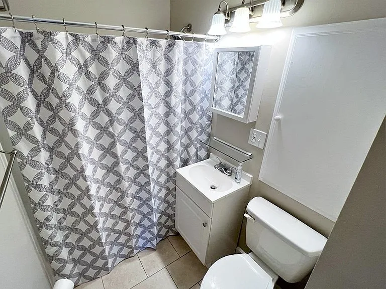3608 Robinhood Ter — Photo 13
