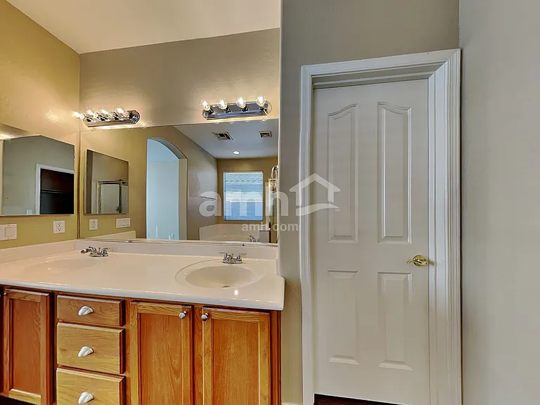 119 E Piccolo Ct — Photo 15