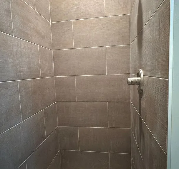 404 N 6th St #13 — Photo 9