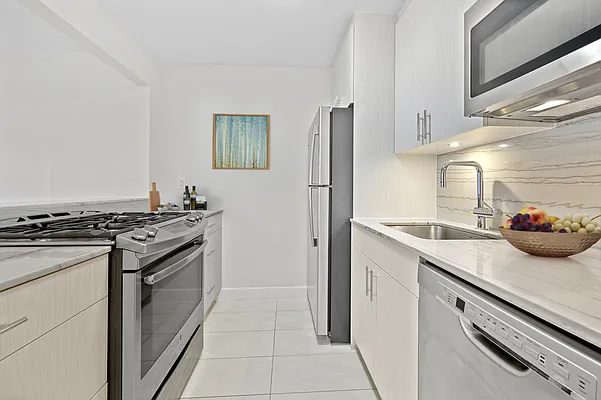 Rented by Nest Seekers International | media 12