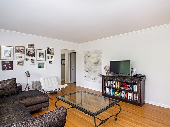 5th image of 419 Bunkerhill Dr