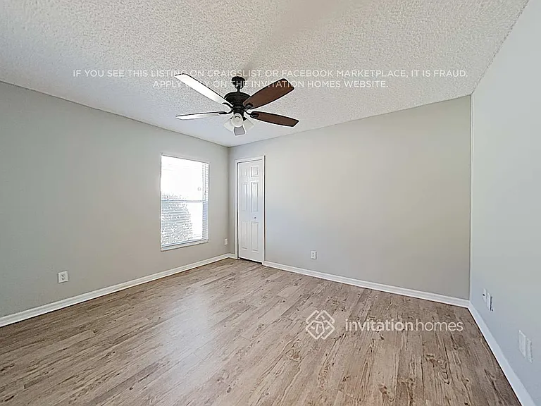 2107 Deercroft Dr — Photo 12