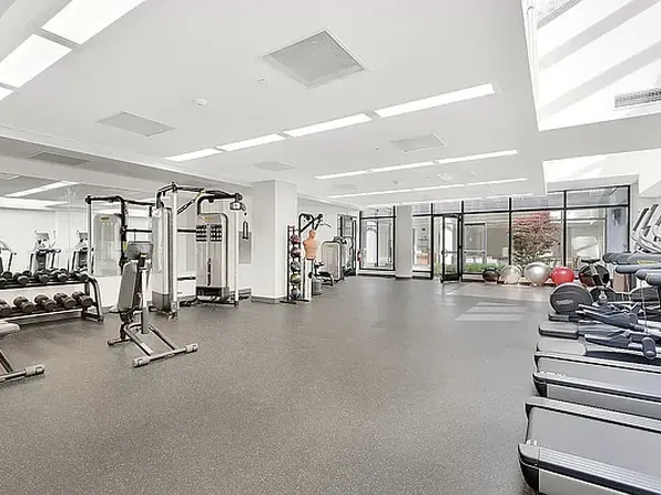 21-30 44th Drive image 6 of 9