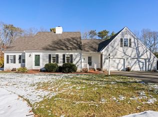 872 Old Bass River Rd, Dennis, MA 02638