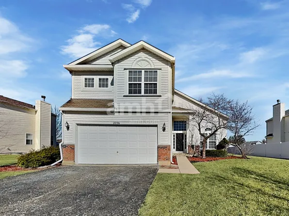 2036 Stephen St, Aurora, IL 60502