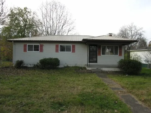 3002 Sansom Ct, Milton, WV 25541