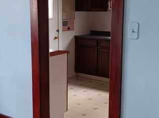 135 Henrietta St, Jackson, MI 49203