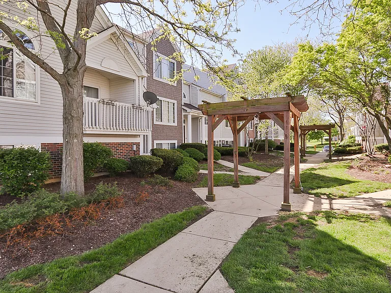 2232 Dawson Ln #2232 — Photo 3