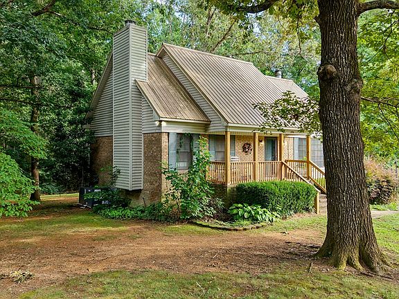 4th image of 2150 Edenwood Dr