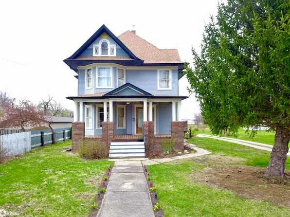 426 East St, Grinnell, IA 50112