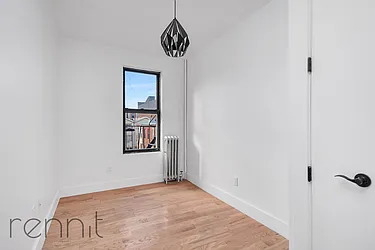 Rented by Rennit Inc.