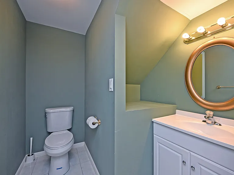 8097 Winding Creek Ct — Photo 47
