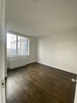 Rented by Lalezarian Properties | media 16