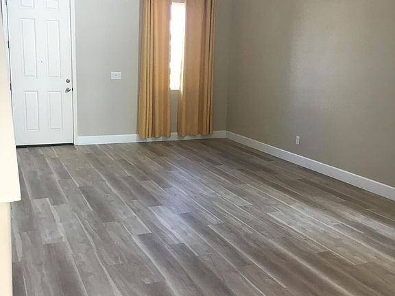 5th image of 1836 Mezger Dr
