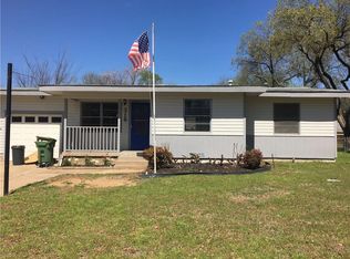 316 W Pecan St, Hurst, TX 76053