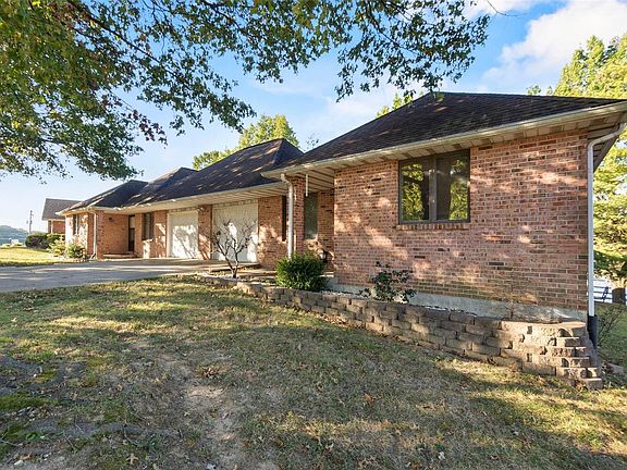 2nd image of 1509 Jessica Dr