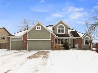 1519 Colt Cir, Raymore, MO 64083