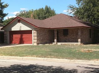 949 Hollow Creek Rd, Burleson, TX 76028