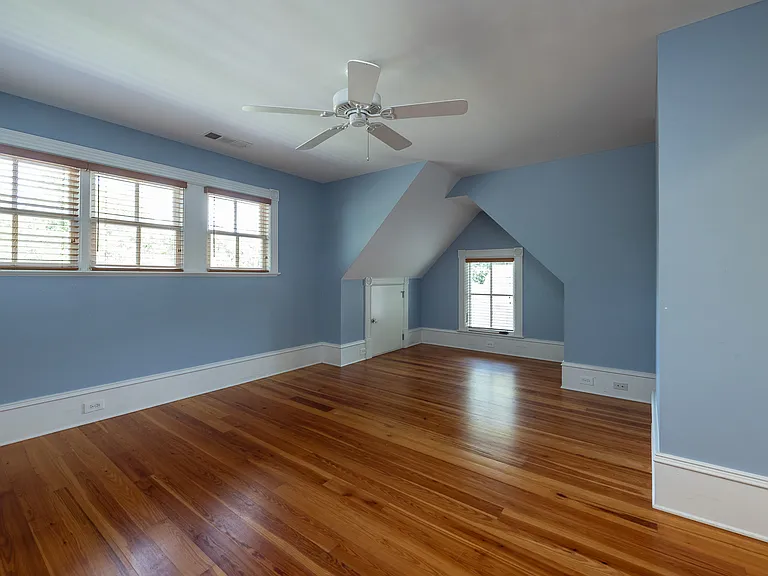 765 Woodland Ave SE — Photo 50