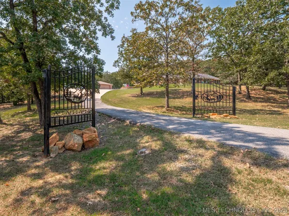 902 Village Blvd, McAlester, OK 74501