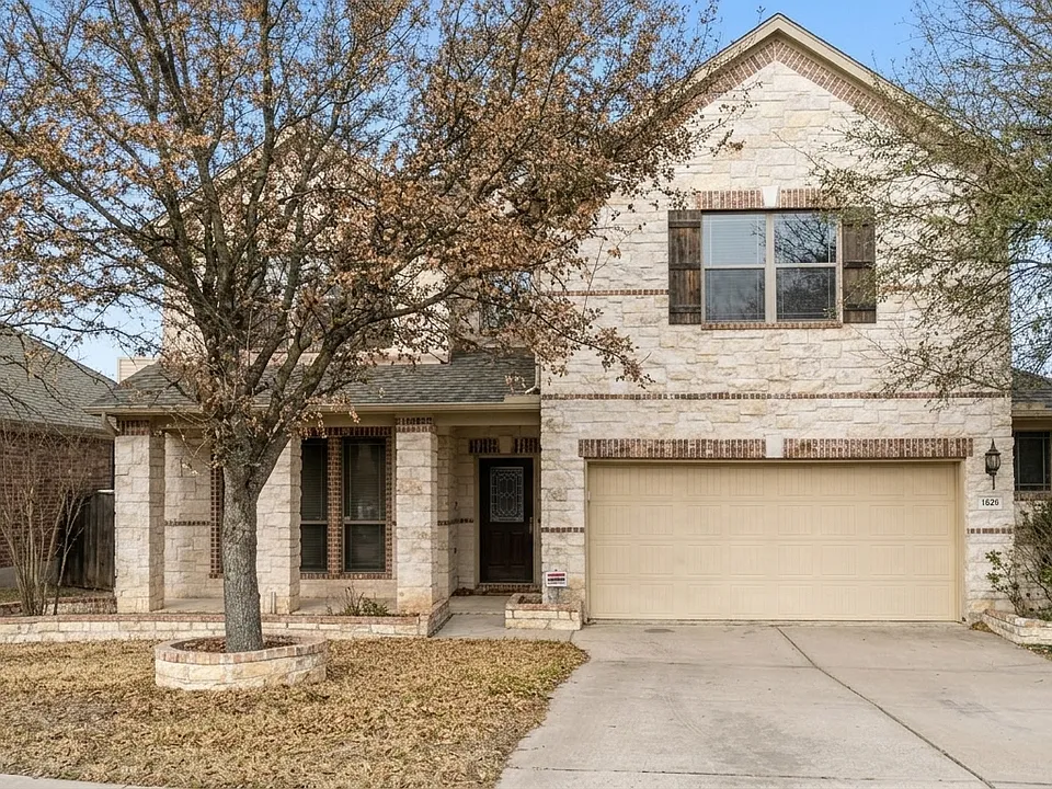 1628 Greenside Dr